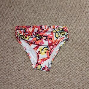 Carmen Marc Valvo Classic Shirred Waist Bikini Bottom Medium Brava Lily Floral